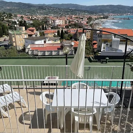 Residenza Panorama Con Vista Sul Golfo Dianese! 迪亚诺马里纳
