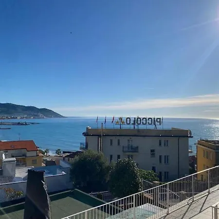 Residenza Panorama Con Vista Sul Golfo Dianese! Lägenhet